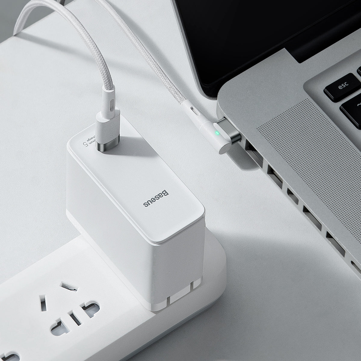 Baseus Zinc Magnetic Series Macbook Laptop Charging Cable C To Macbook 60W 2M White (CATXC-W02)